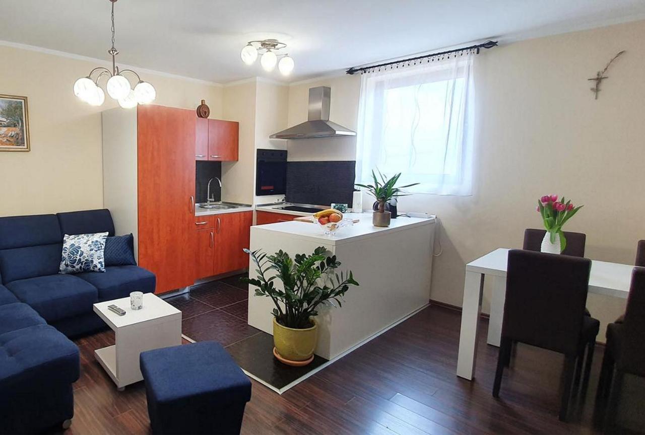 Apartments Tb ポラト エクステリア 写真