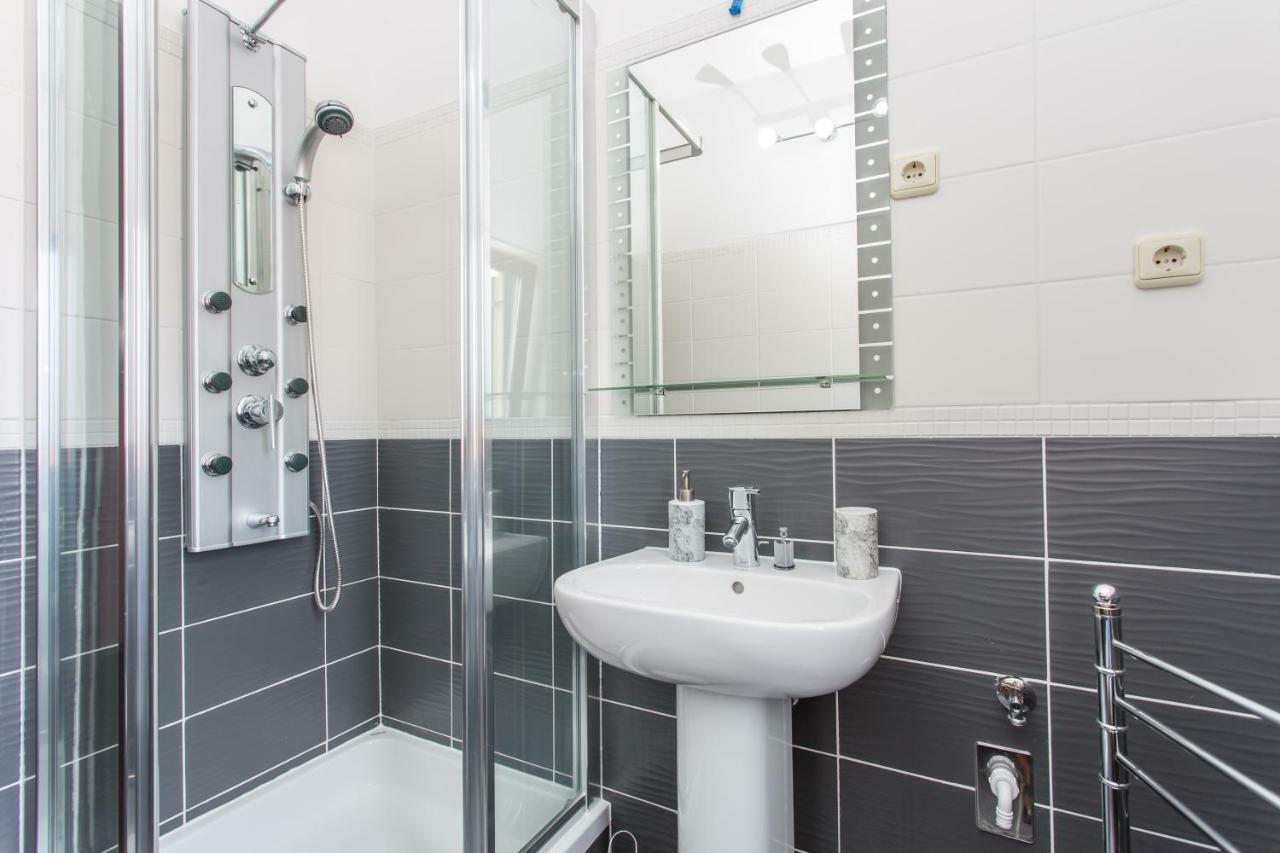Apartments Tb ポラト エクステリア 写真
